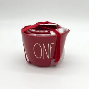 Rae Dunn Valentine’s Day Red Heart Ceramic Measuring Cups Set of 4 New